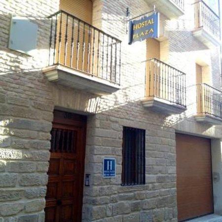 Hostal La Plaza Puente la Reina Eksteriør billede