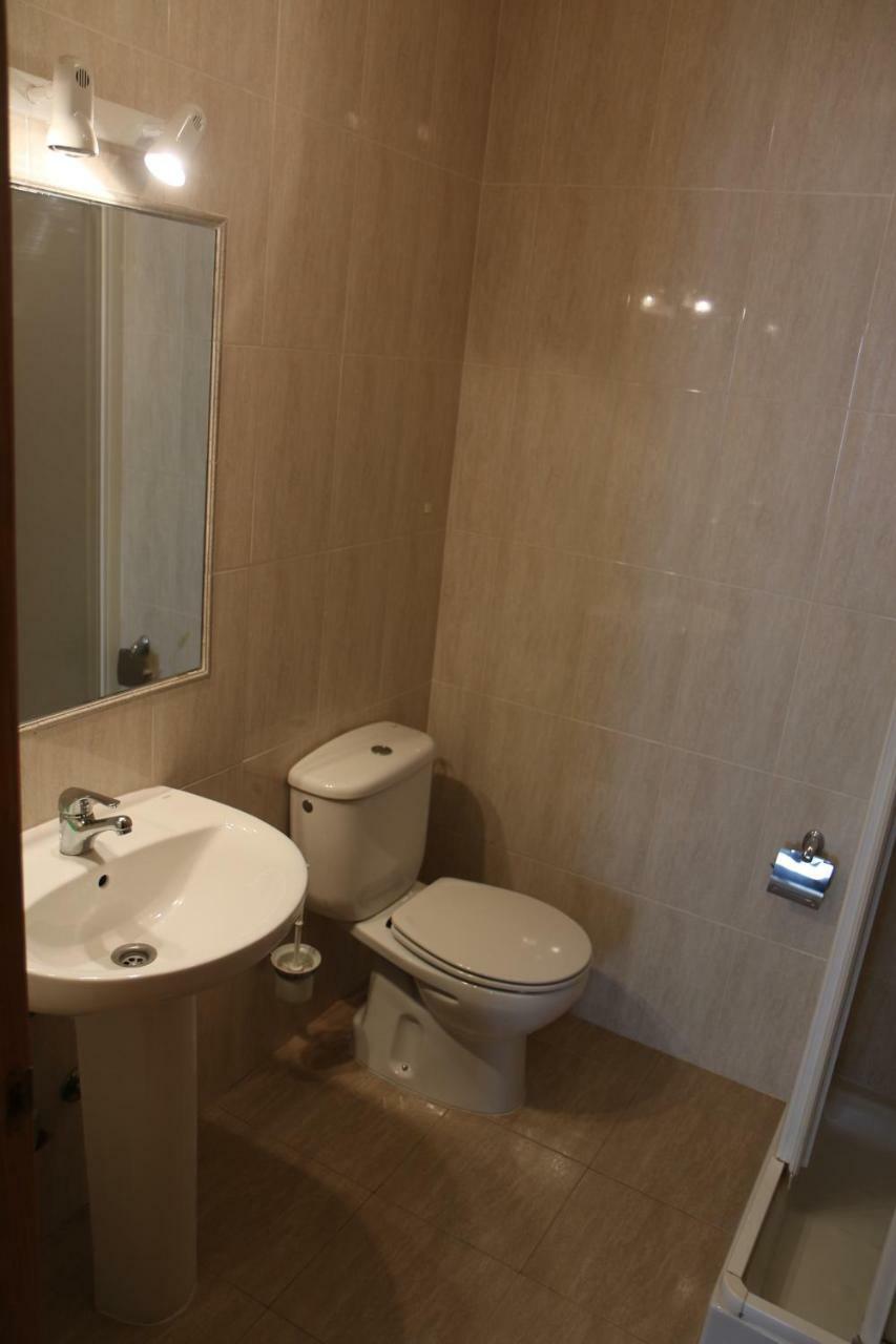 Hostal La Plaza Puente la Reina Eksteriør billede