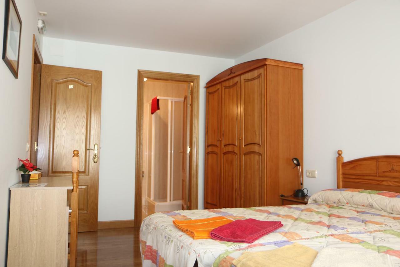 Hostal La Plaza Puente la Reina Eksteriør billede